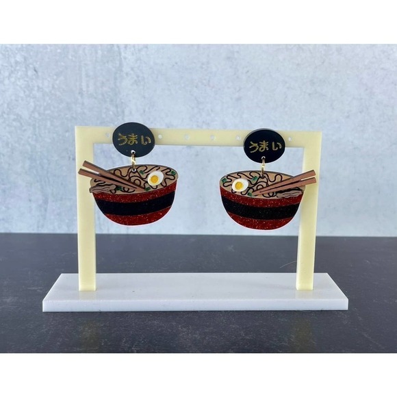Jewelry - Noodle Bowl Earrings